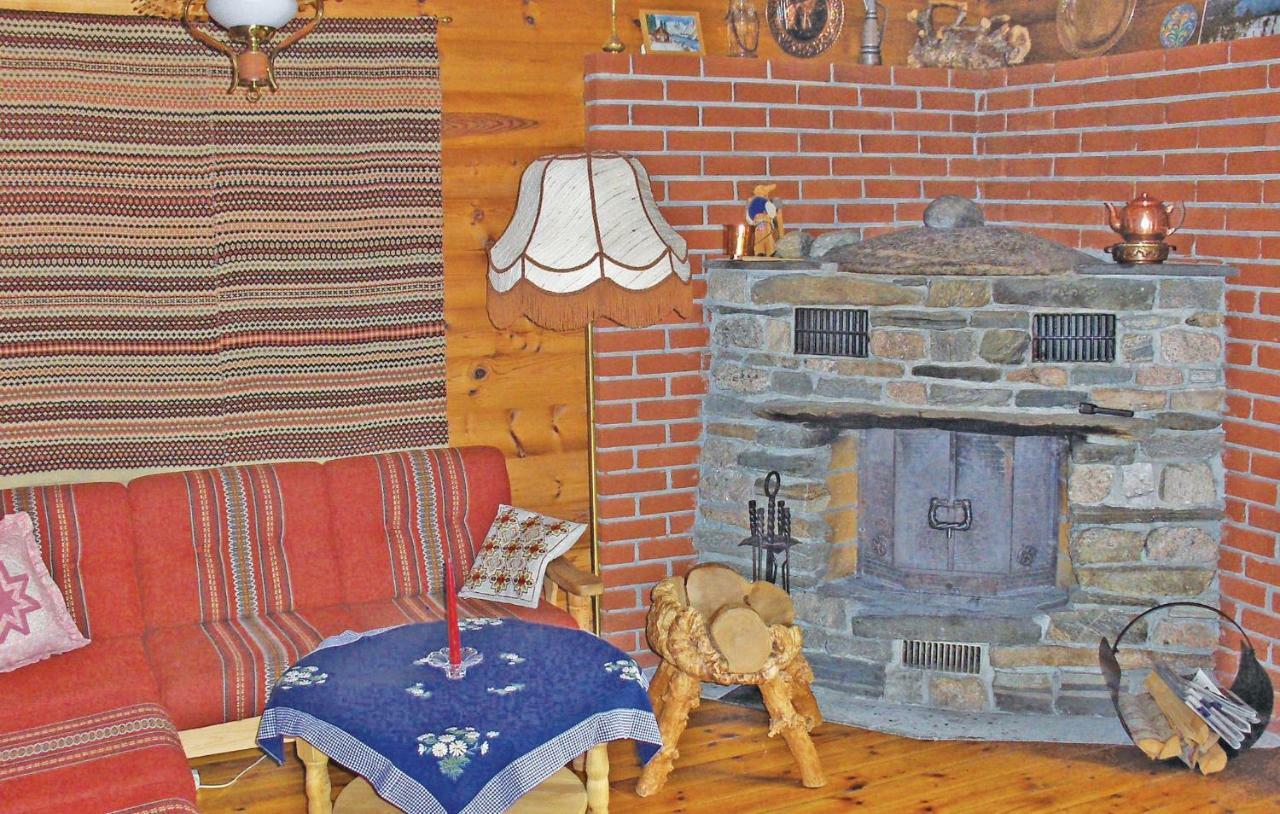 Cozy Home In Fjaerland With House A Mountain View Εξωτερικό φωτογραφία